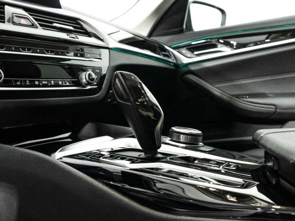 Купить BMW 5 серии с пробегом. Фото: #17