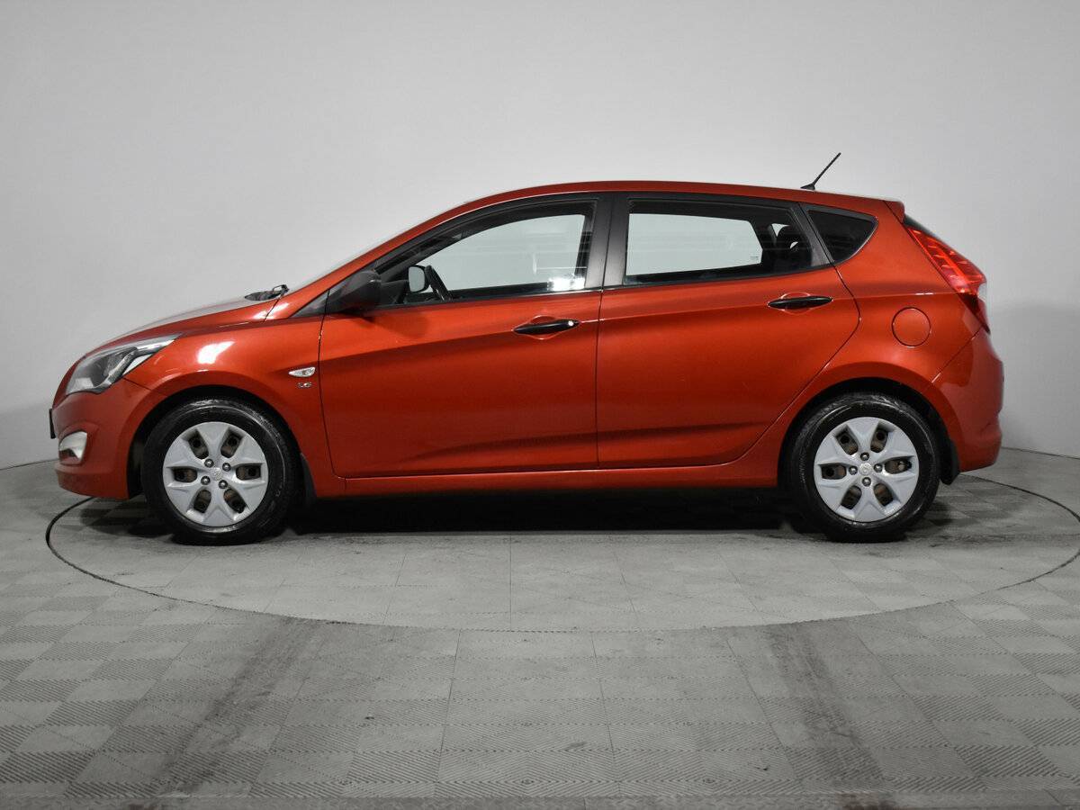 Купить Hyundai Solaris с пробегом. Фото: #7