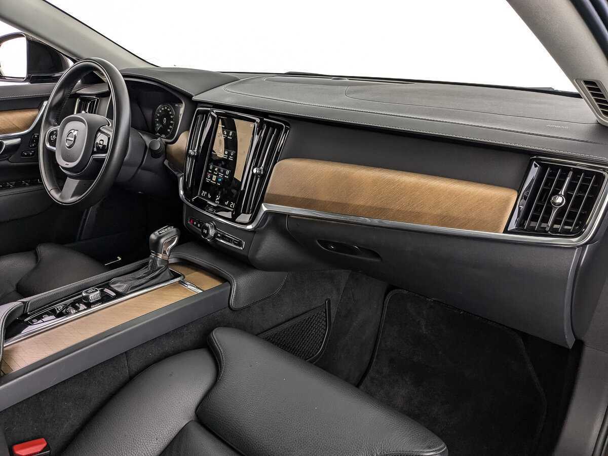 Купить Volvo S90 с пробегом. Фото: #8