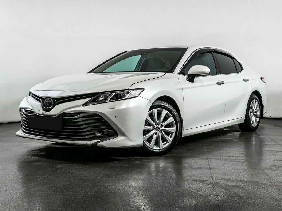 Купить Toyota Camry с пробегом. Посмотреть фото