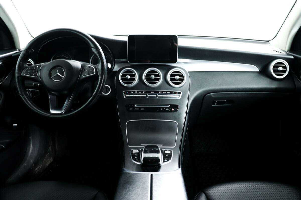 Купить Mercedes-Benz GLC с пробегом. Фото: #10