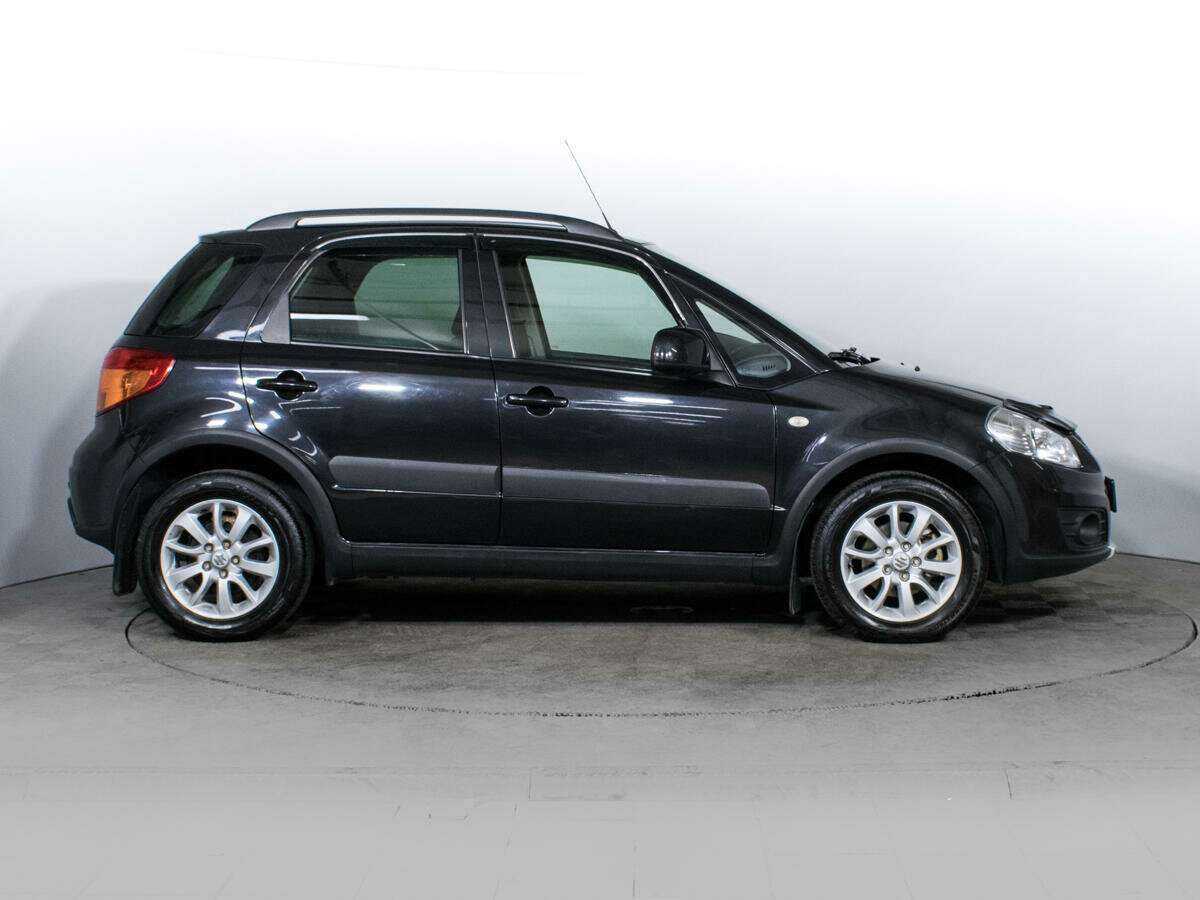 Купить Suzuki SX4 с пробегом. Фото: #3