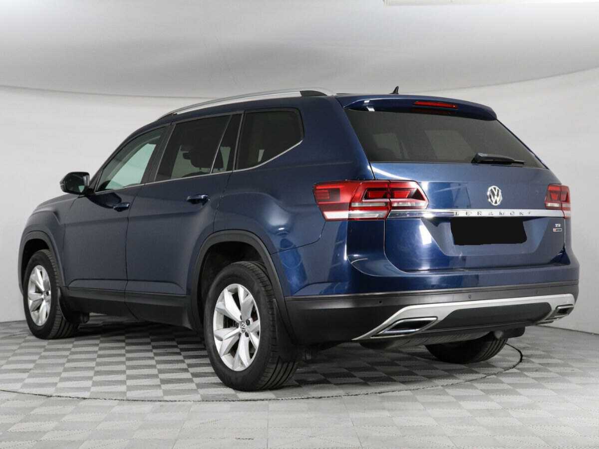 Купить Volkswagen Teramont с пробегом. Фото: #6