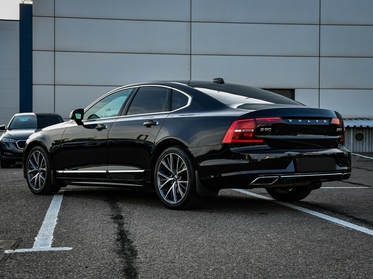 Купить Volvo S90 с пробегом. Фото: #6