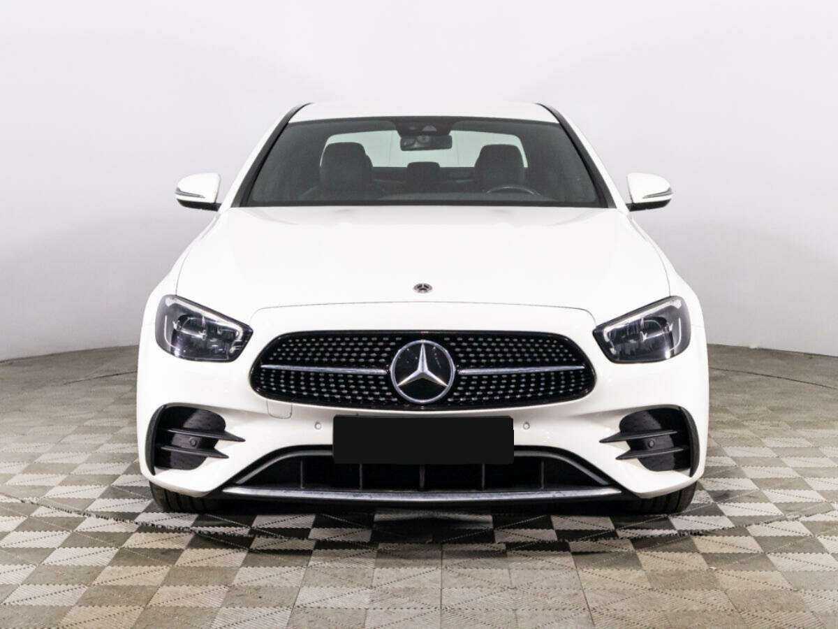 Купить Mercedes-Benz E-Класс с пробегом. Фото: #1