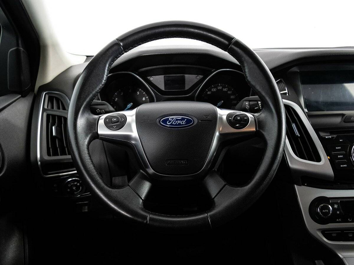 Купить Ford Focus с пробегом. Фото: #10