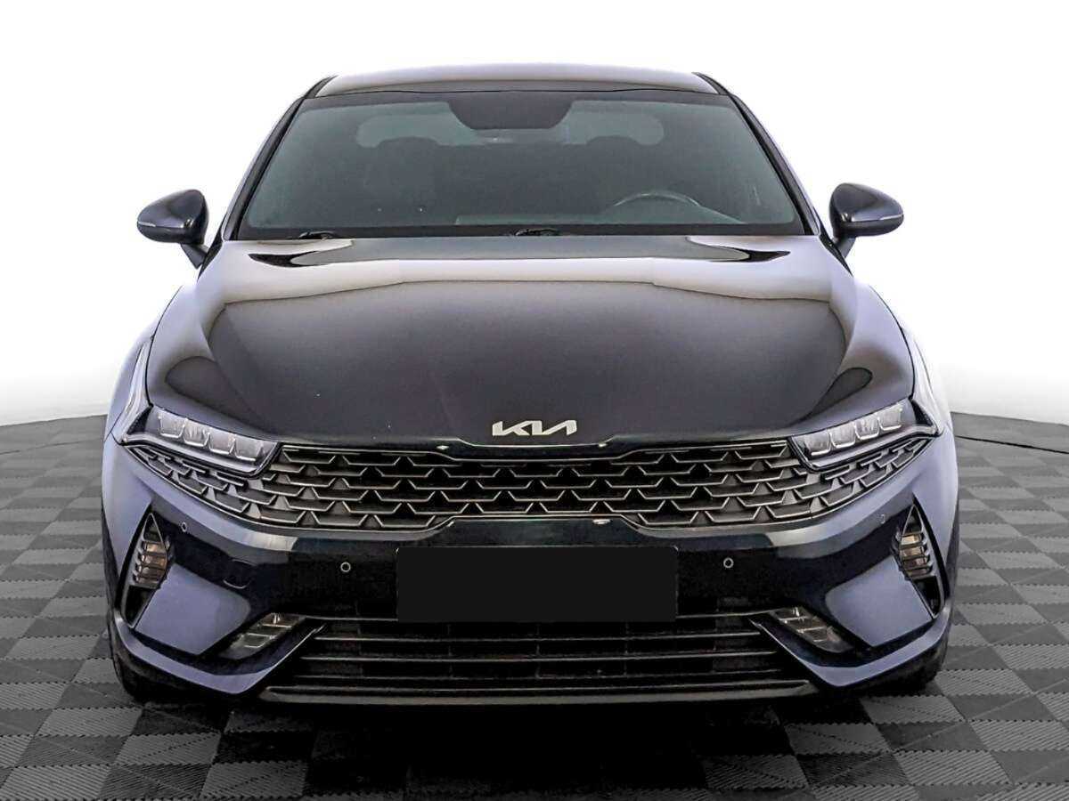 Купить Kia K5 с пробегом. Фото: #1