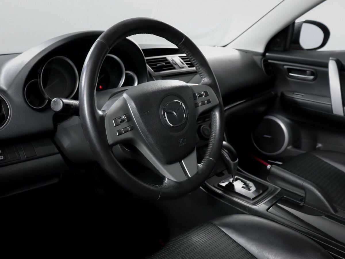 Купить Mazda 6 с пробегом. Фото: #10
