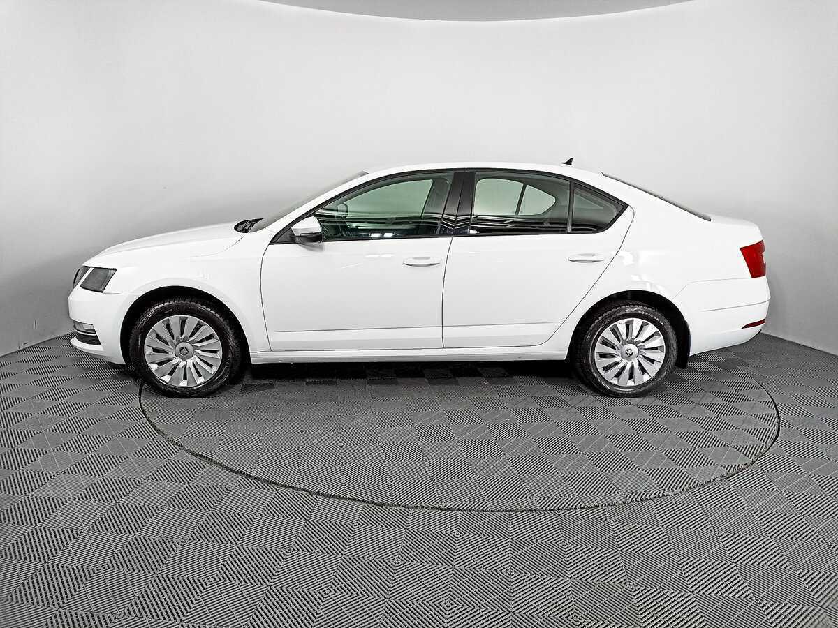 Купить Skoda Octavia с пробегом. Фото: #7
