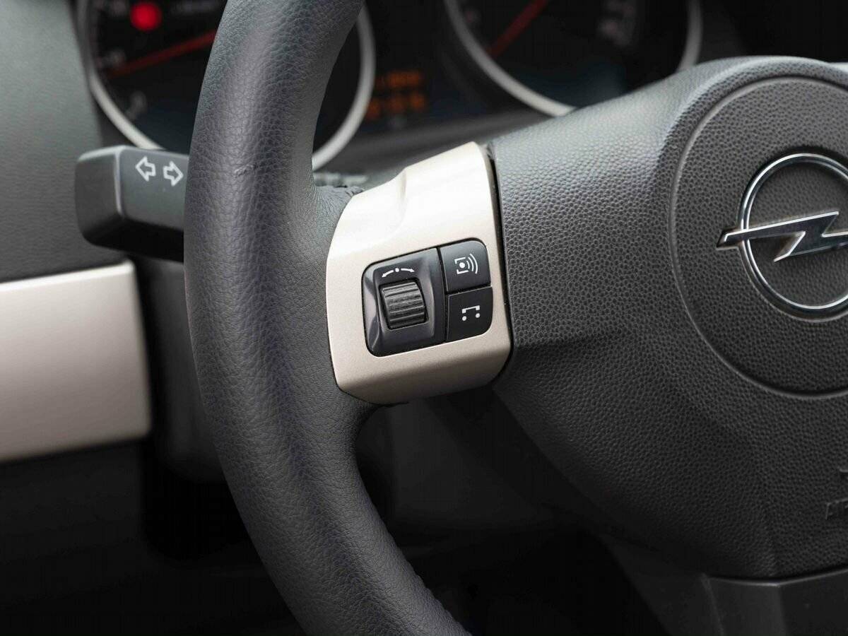 Купить Opel Astra с пробегом. Фото: #12