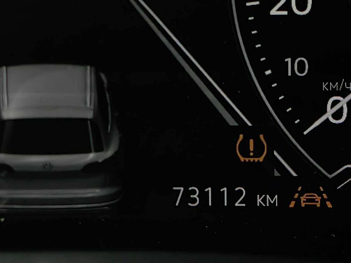 Купить Volkswagen Touareg с пробегом. Фото: #16