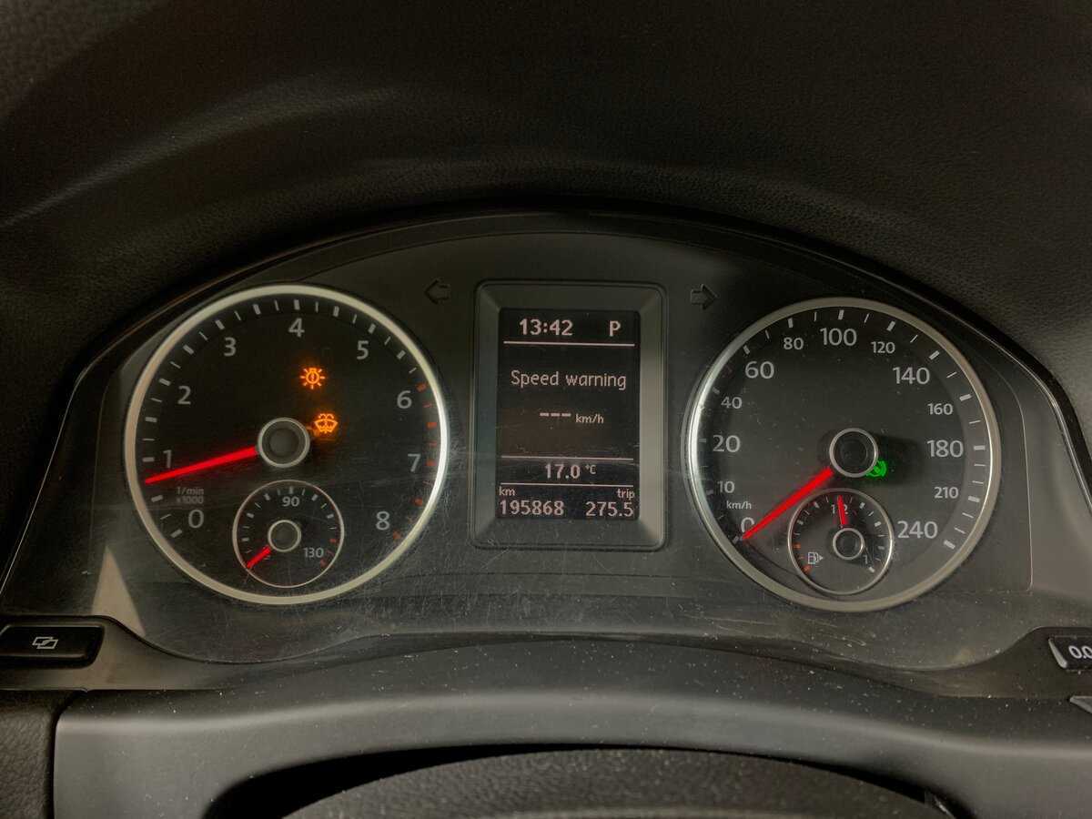 Купить Volkswagen Tiguan с пробегом. Фото: #14
