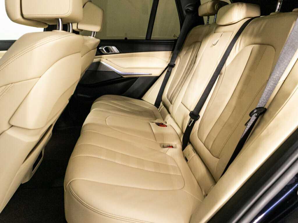 Купить BMW X5 с пробегом. Фото: #7