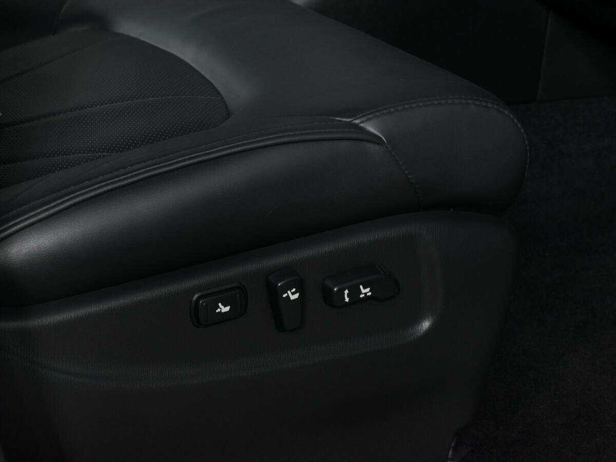 Купить Infiniti QX56 с пробегом. Фото: #17