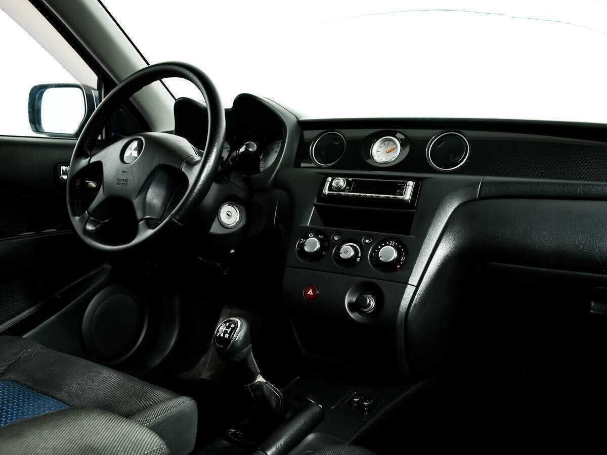 Купить Mitsubishi Outlander с пробегом. Фото: #6