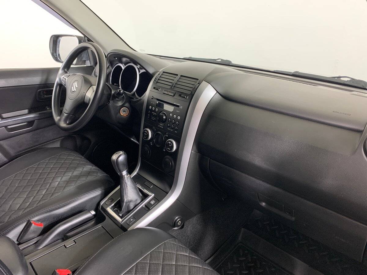 Купить Suzuki Grand Vitara с пробегом. Фото: #11