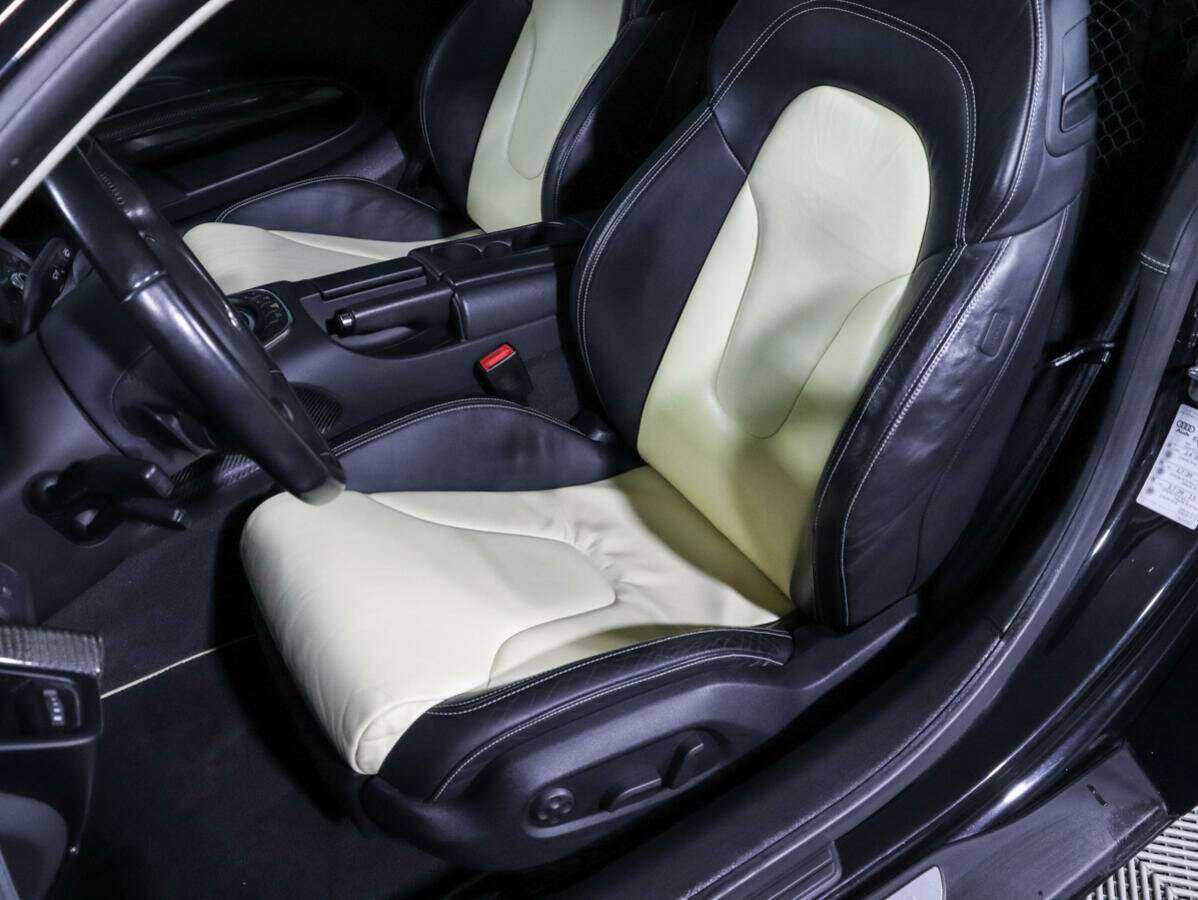 Купить Audi R8 с пробегом. Фото: #9