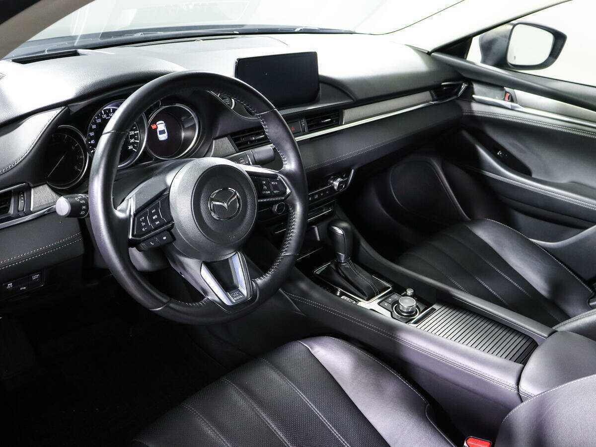 Купить Mazda 6 с пробегом. Фото: #11