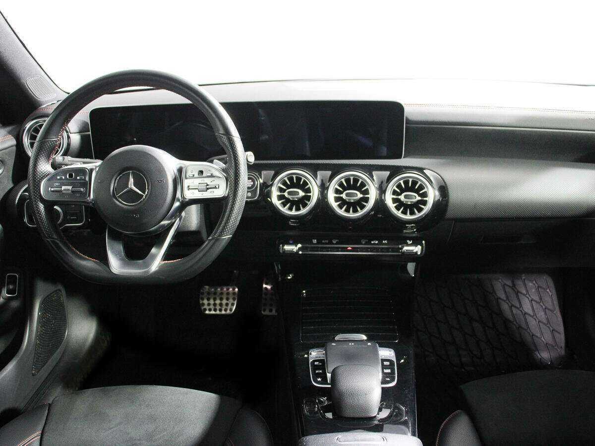Купить Mercedes-Benz CLA с пробегом. Фото: #8