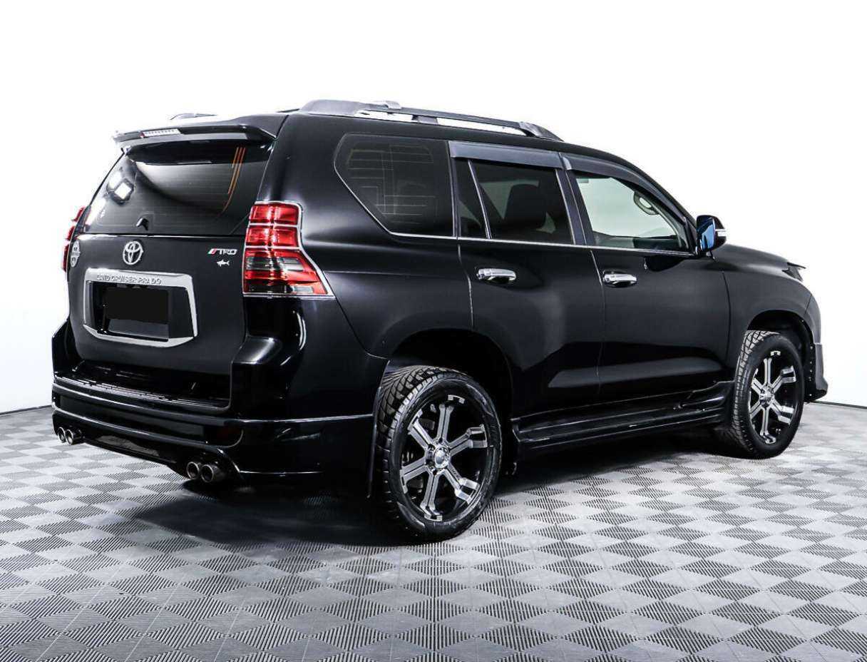 Купить Toyota Land Cruiser Prado с пробегом. Фото: #4