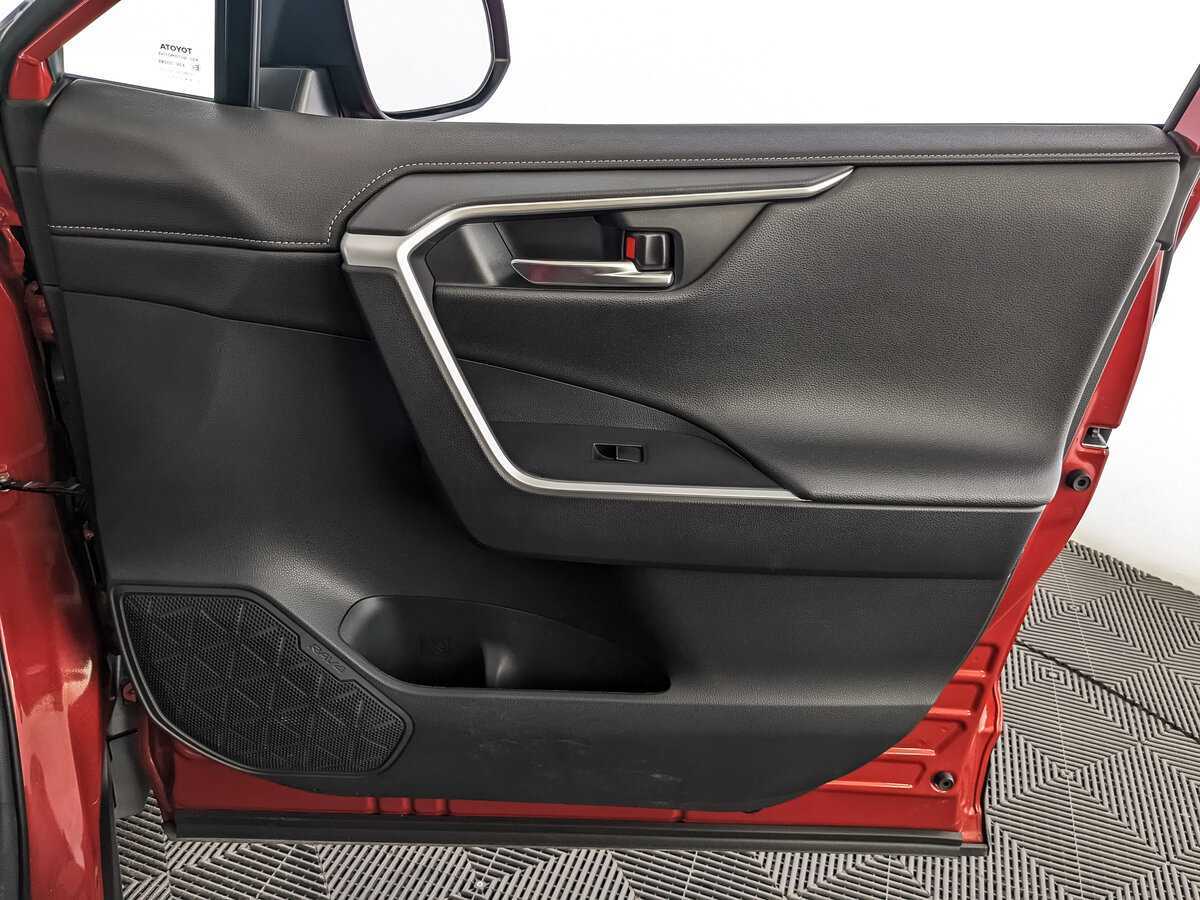 Купить Toyota RAV4 с пробегом. Фото: #20