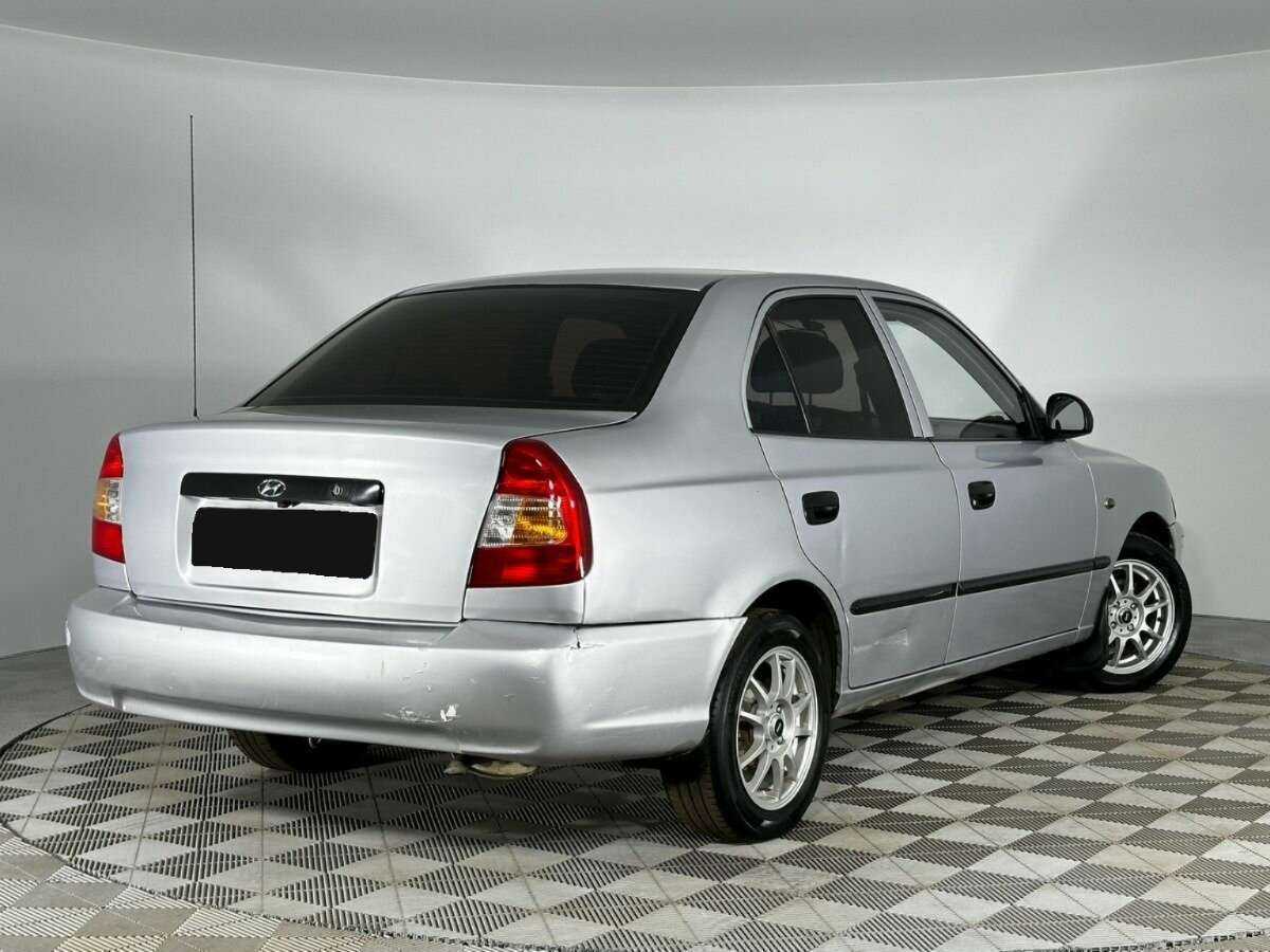 Купить Hyundai Accent с пробегом. Фото: #1