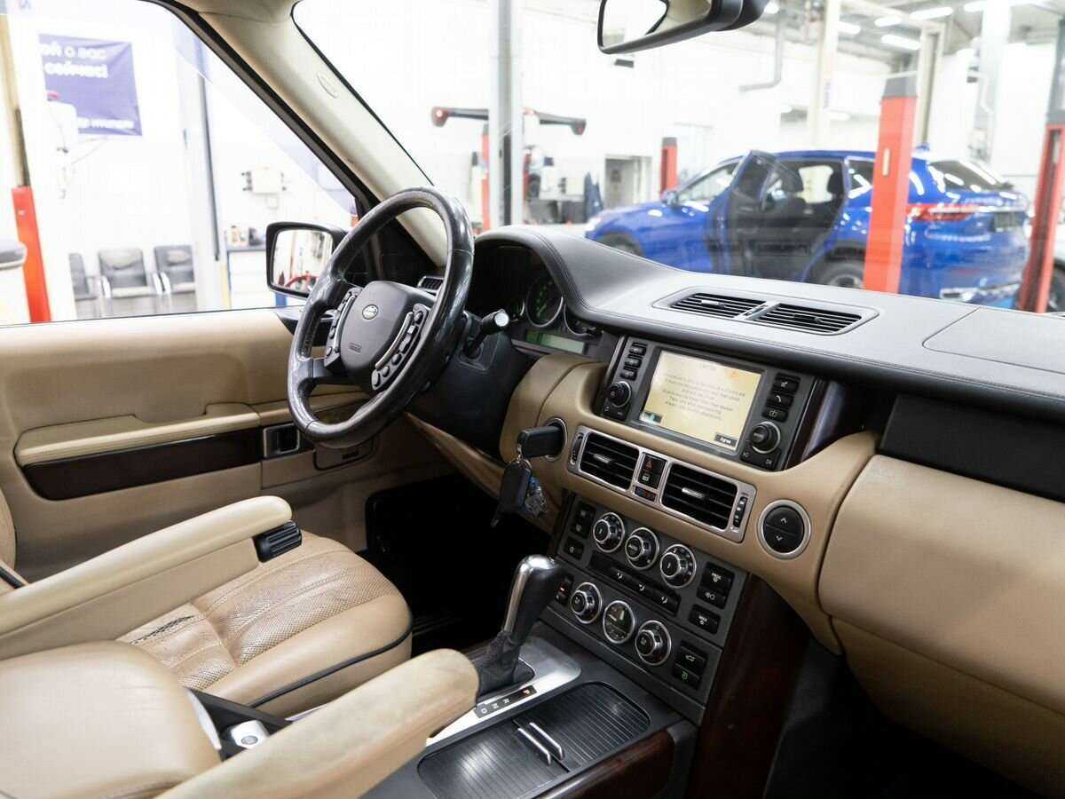 Купить Land Rover Range Rover с пробегом. Фото: #17