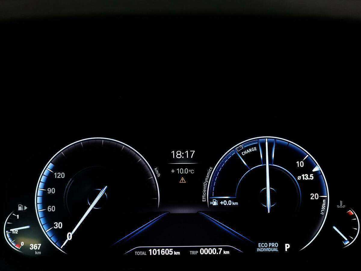 Купить BMW 5 серии с пробегом. Фото: #24