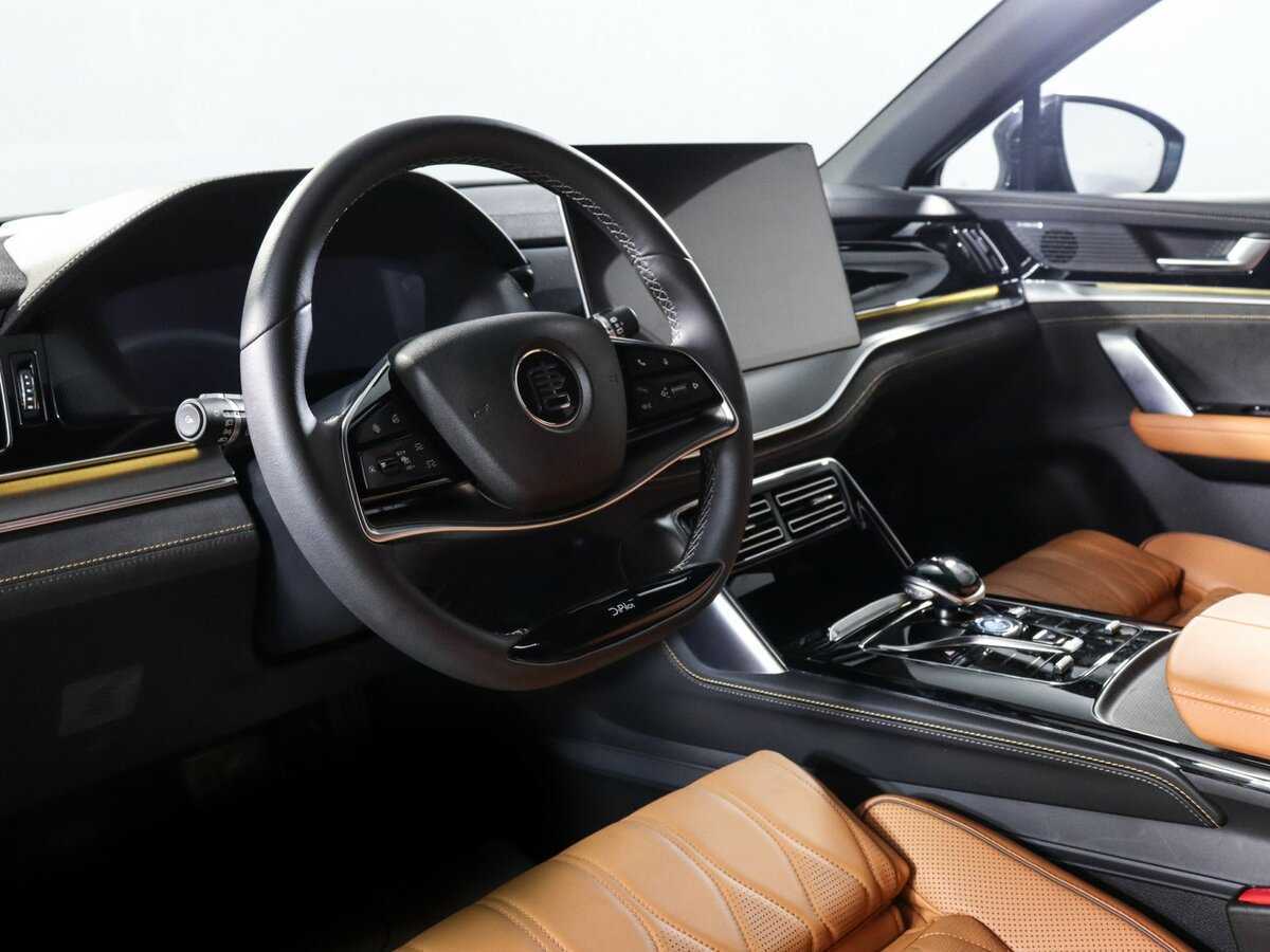 Купить BYD Tang с пробегом. Фото: #10