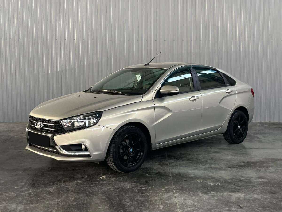 Купить Lada (ВАЗ) Vesta с пробегом. Посмотреть фото