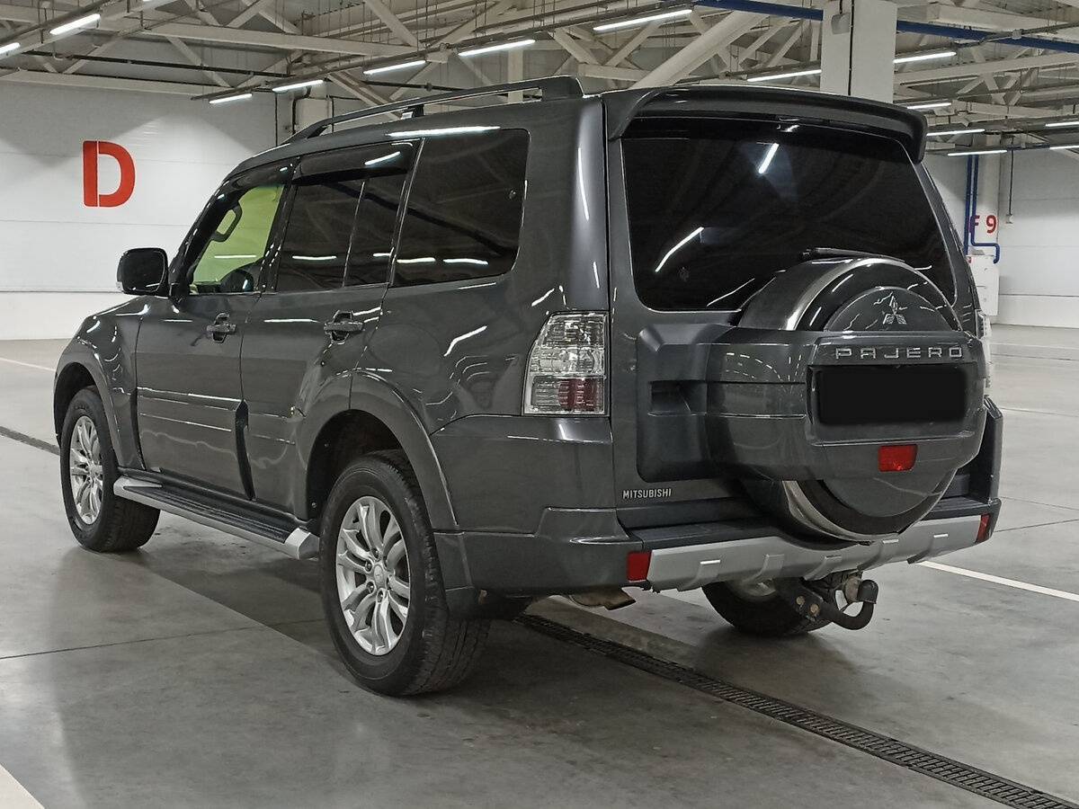Купить Mitsubishi Pajero с пробегом. Фото: #6