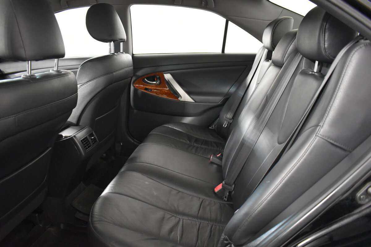 Купить Toyota Camry с пробегом. Фото: #6