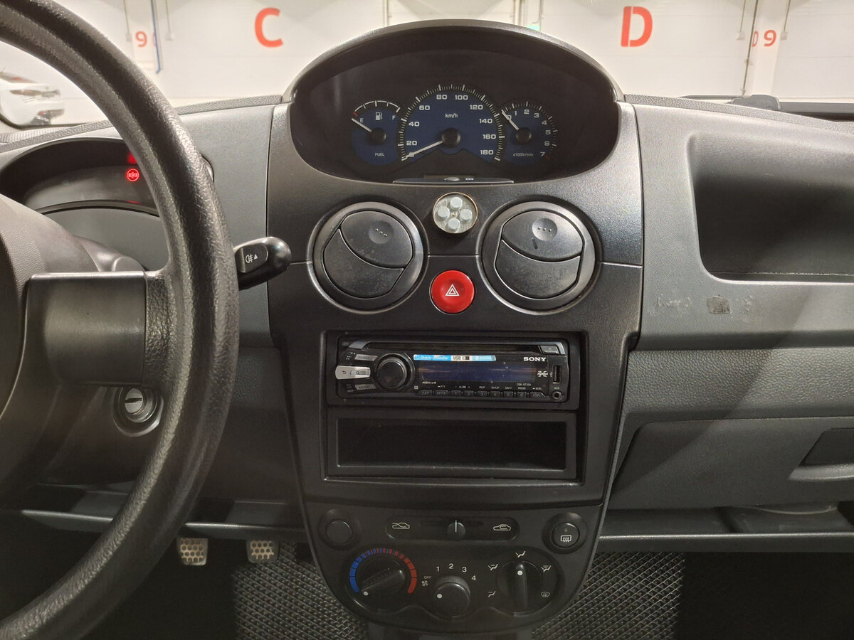 Купить Chevrolet Spark с пробегом. Фото: #14