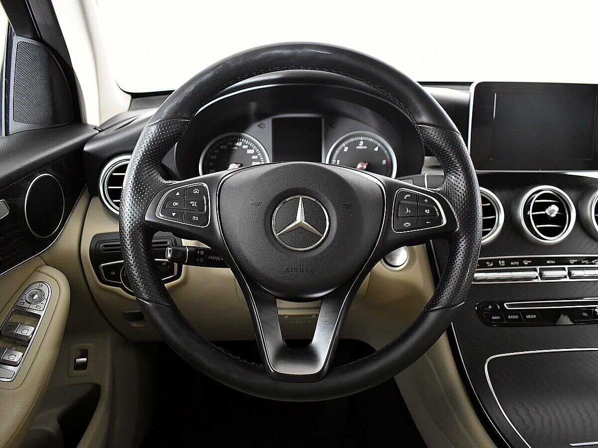 Купить Mercedes-Benz GLC с пробегом. Фото: #10