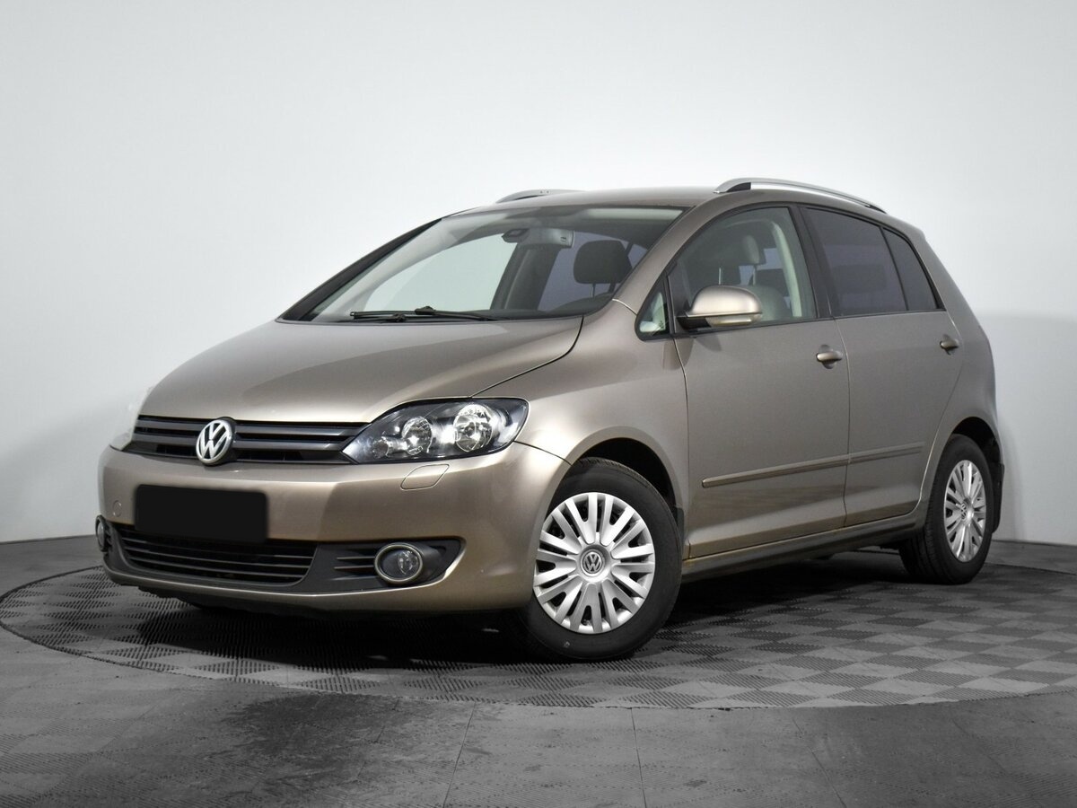 Купить Volkswagen Golf Plus с пробегом. Посмотреть фото