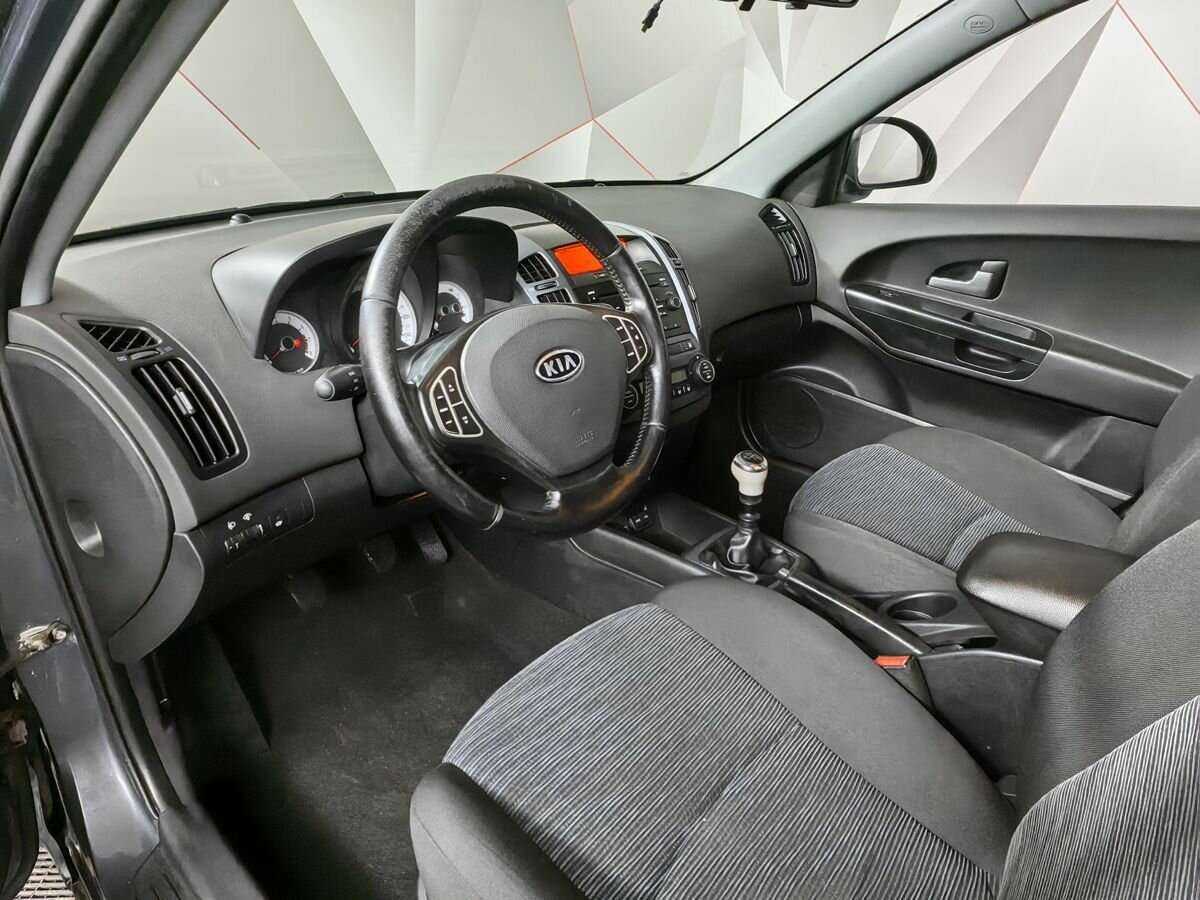 Купить Kia Ceed с пробегом. Фото: #13