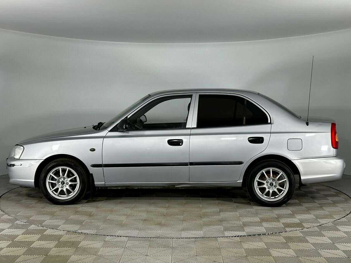 Купить Hyundai Accent с пробегом. Фото: #4