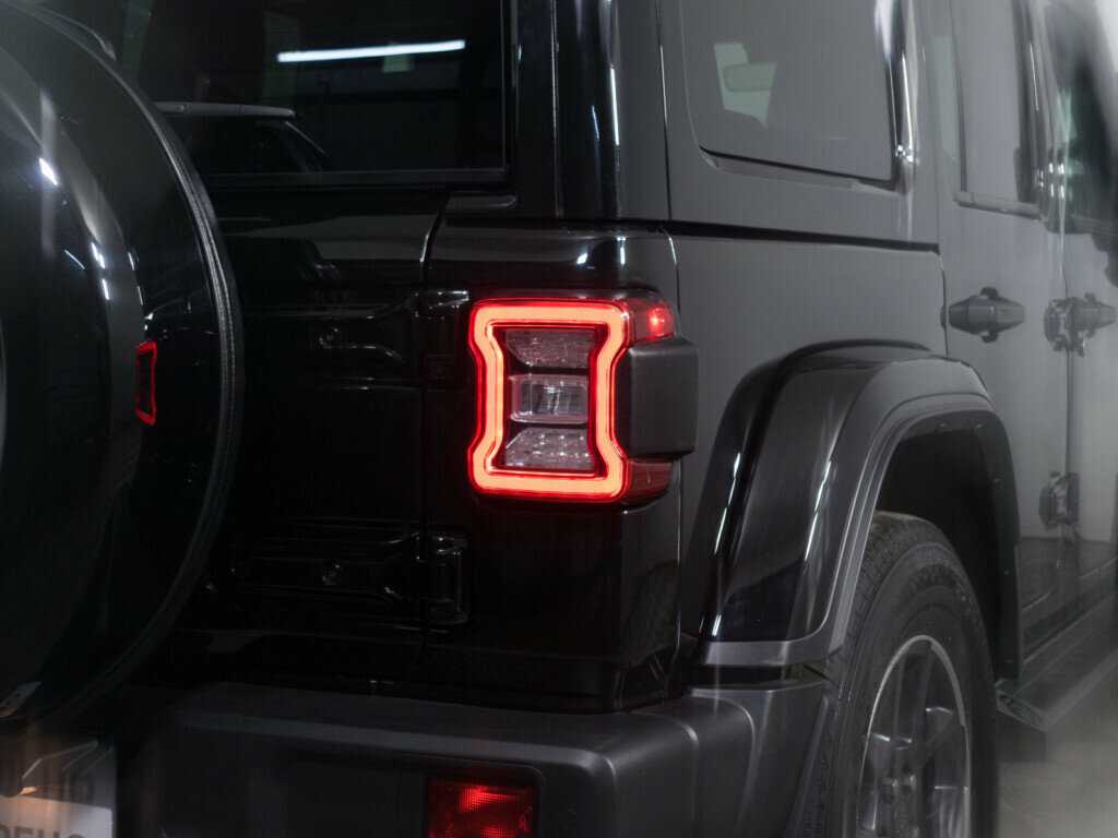 Купить Jeep Wrangler с пробегом. Фото: #17