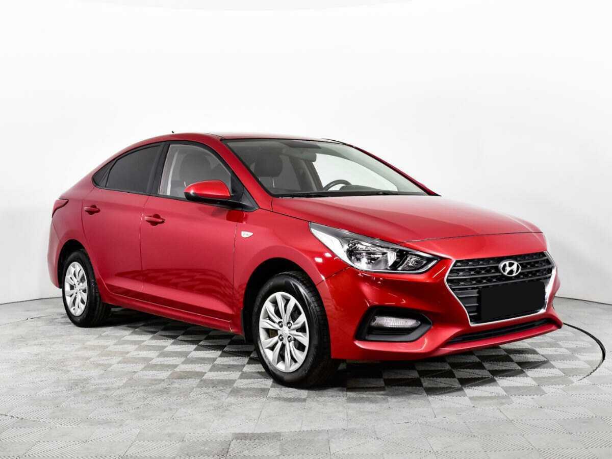 Купить Hyundai Solaris с пробегом. Фото: #2