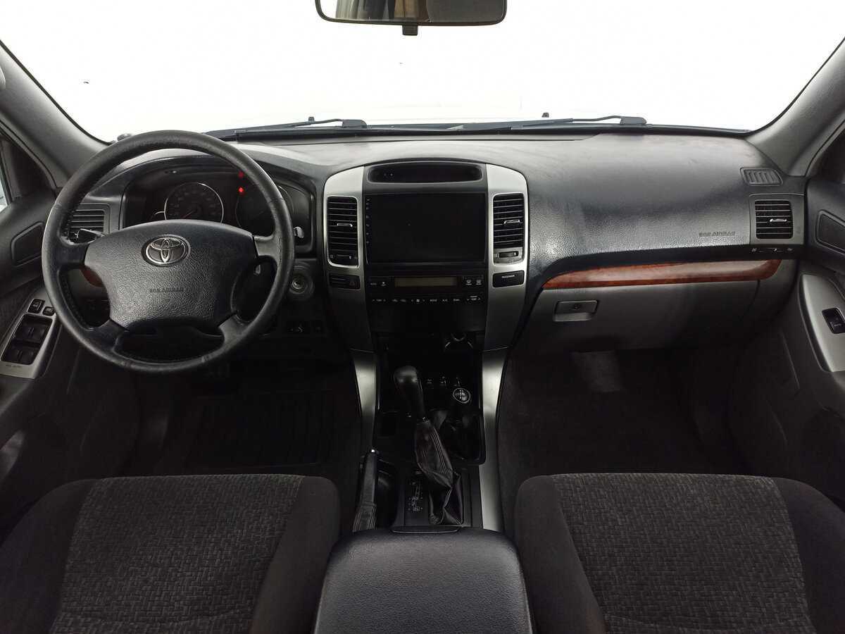 Купить Toyota Land Cruiser Prado с пробегом. Фото: #13