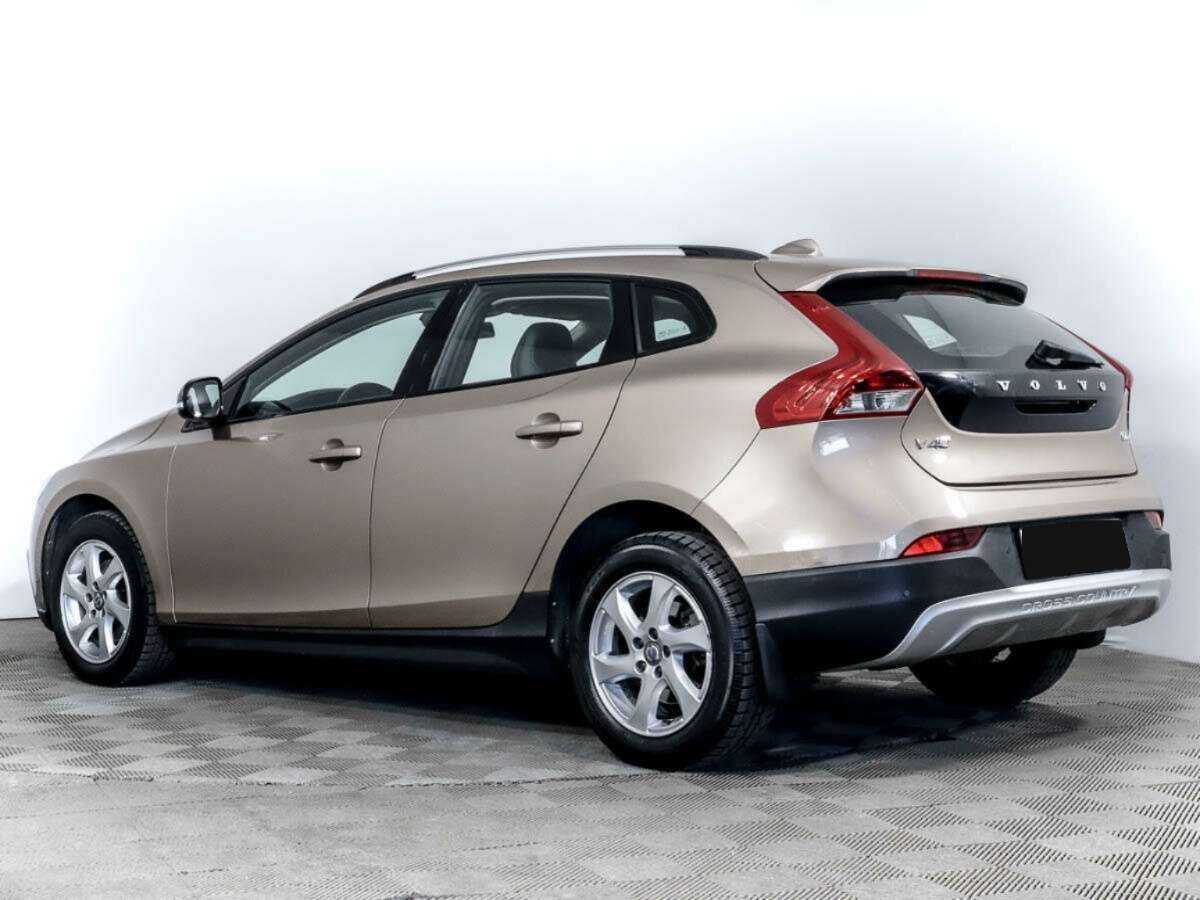 Купить Volvo V40 Cross Country с пробегом. Фото: #5
