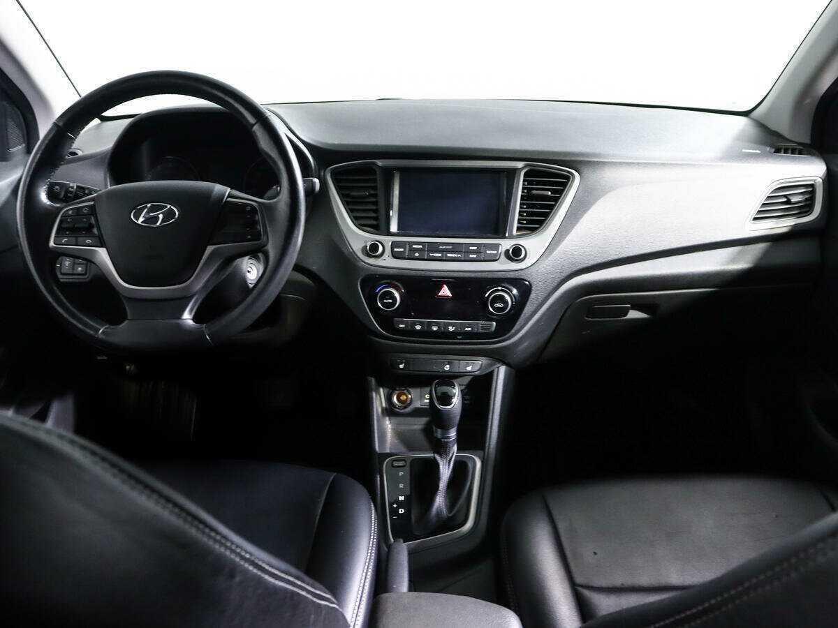 Купить Hyundai Solaris с пробегом. Фото: #10