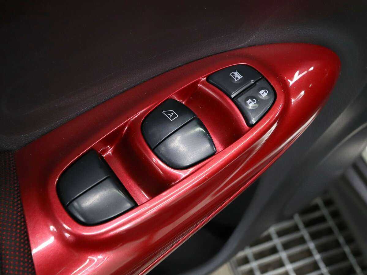 Купить Nissan Juke с пробегом. Фото: #5