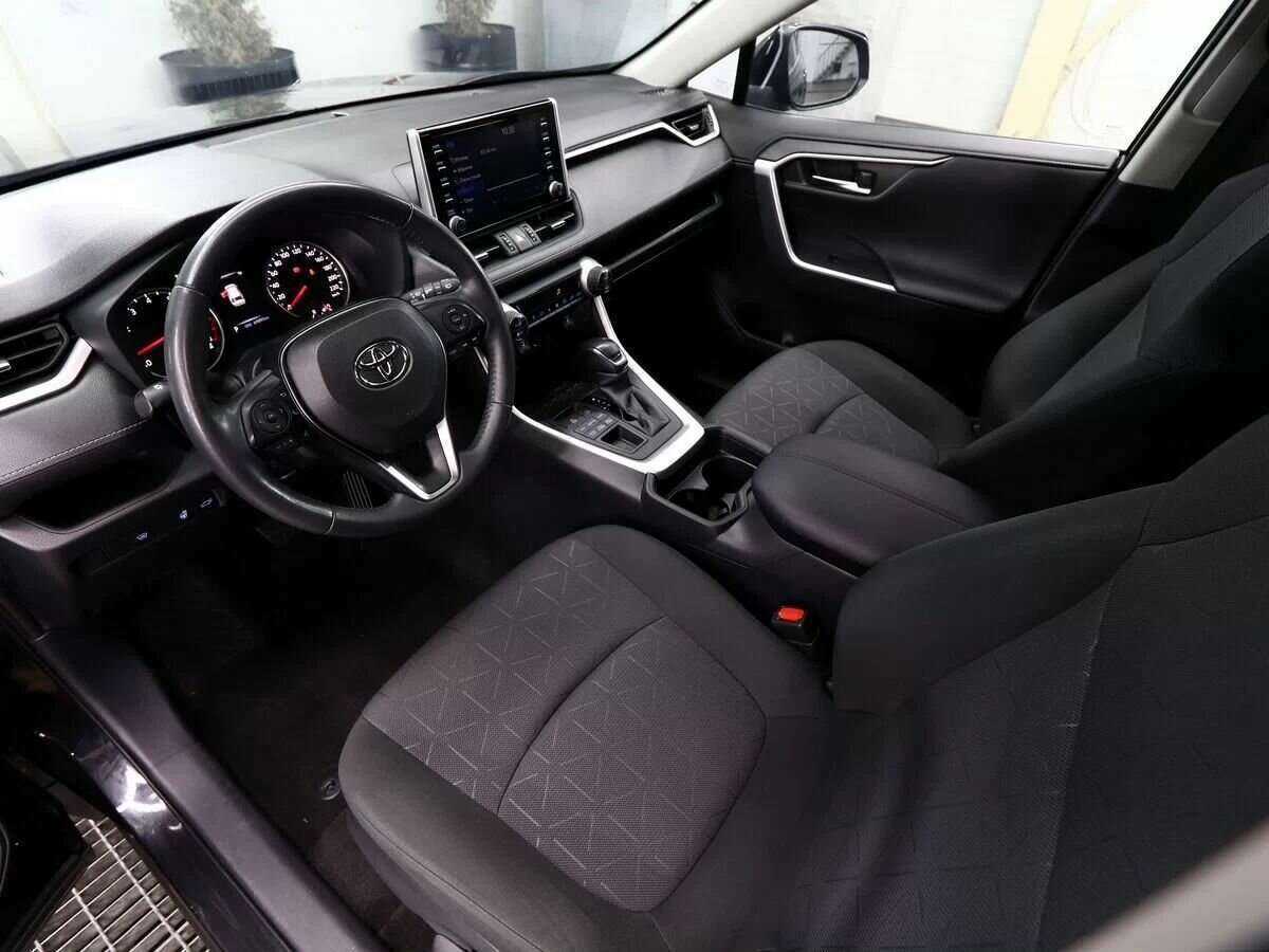 Купить Toyota RAV4 с пробегом. Фото: #7