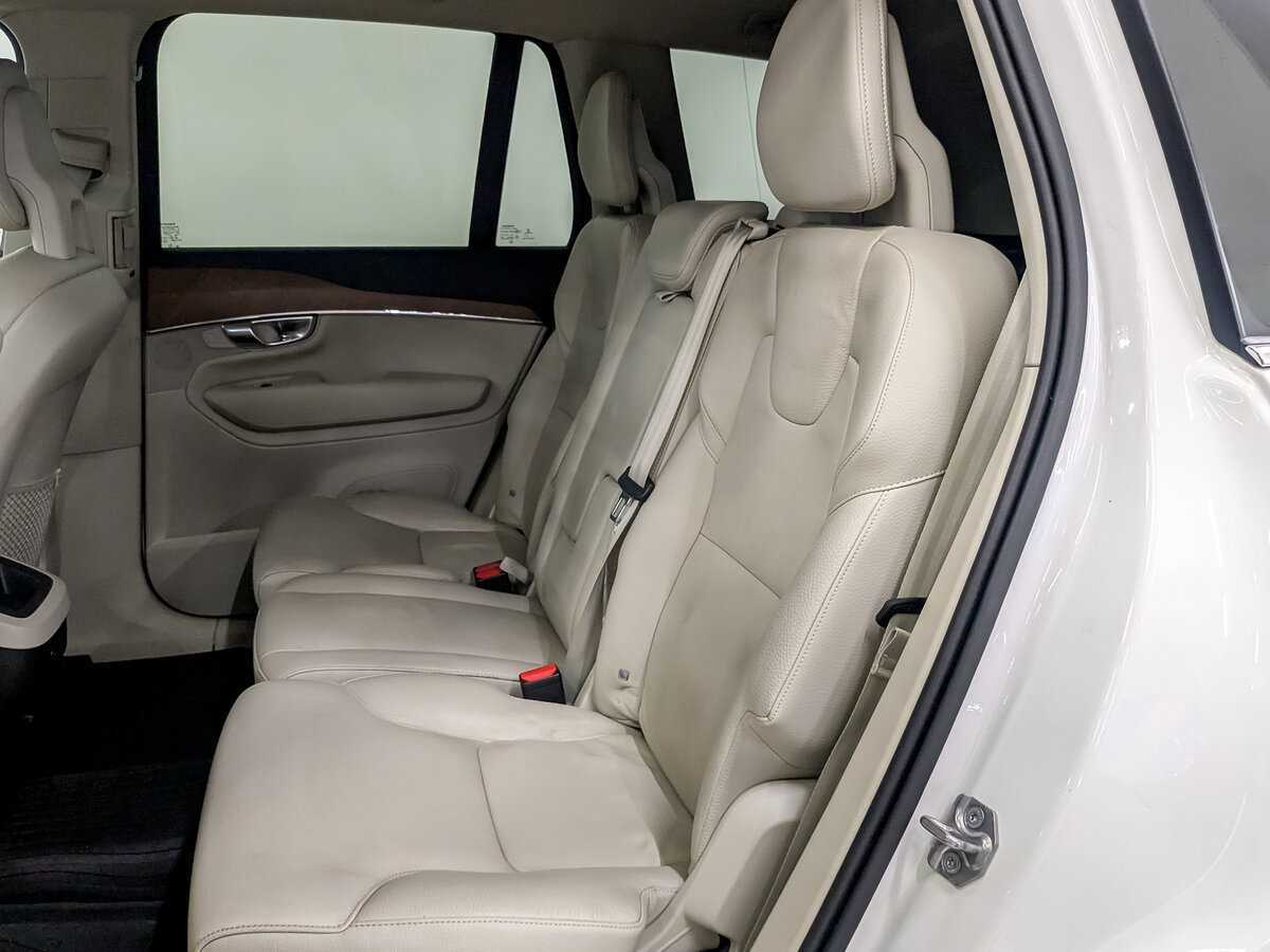 Купить Volvo XC90 с пробегом. Фото: #11