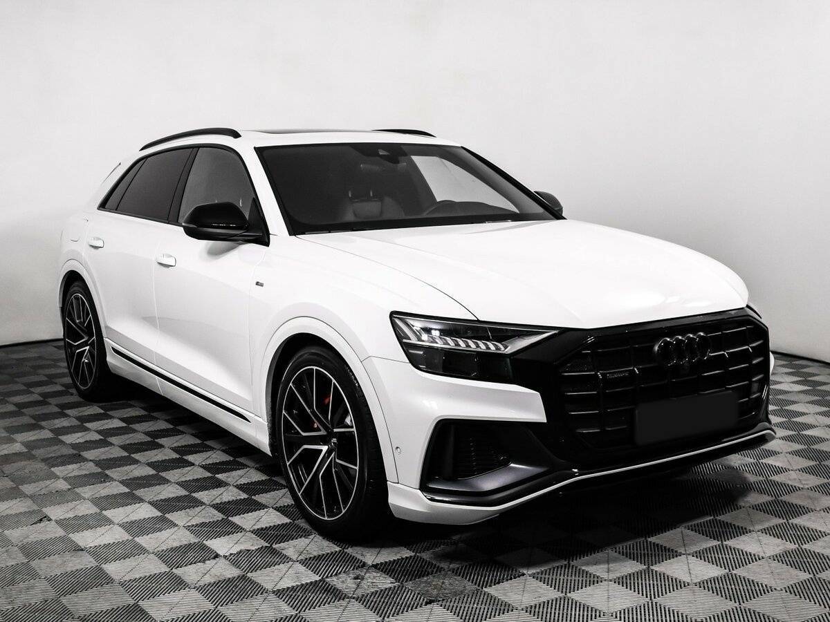 Купить Audi Q8 с пробегом. Фото: #2