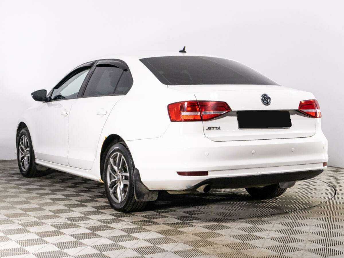 Купить Volkswagen Jetta с пробегом. Фото: #6