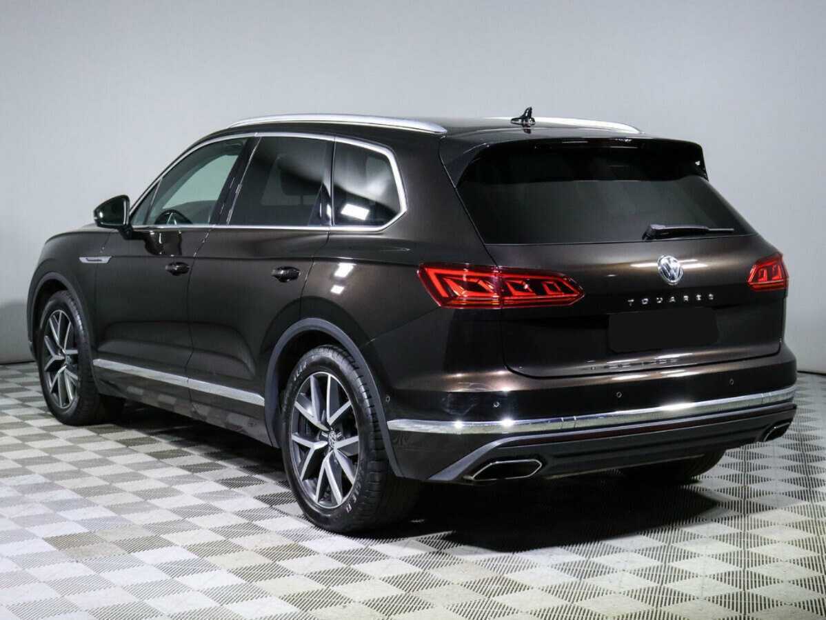 Купить Volkswagen Touareg с пробегом. Фото: #5