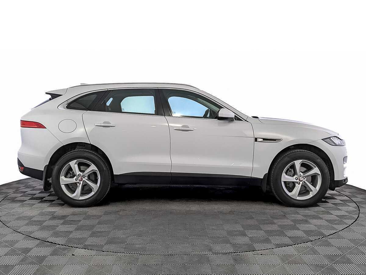Купить Jaguar F-Pace с пробегом. Фото: #3