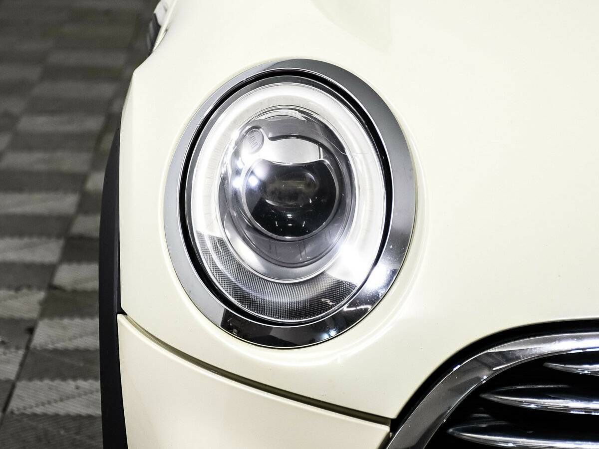 Купить Mini Hatch с пробегом. Фото: #13